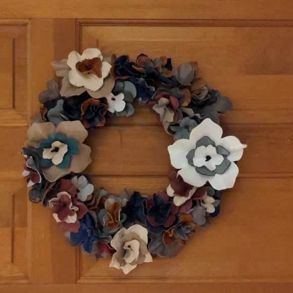 NEW! Handmade Leather Flower Rosette Wreath-14